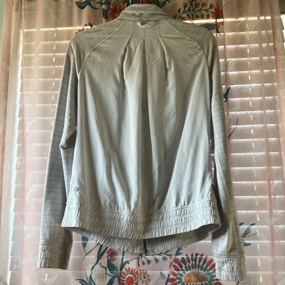 Lululemon jacket - Picture 2 of 2